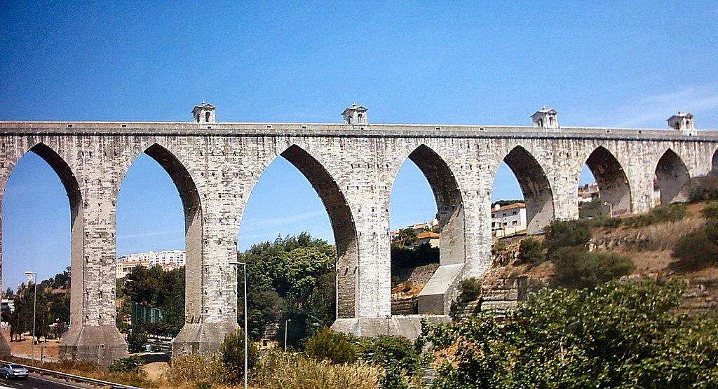 Explore the Águas Livres Aqueduct, a remarkable engineering marvel that supplied water to Lisbon.